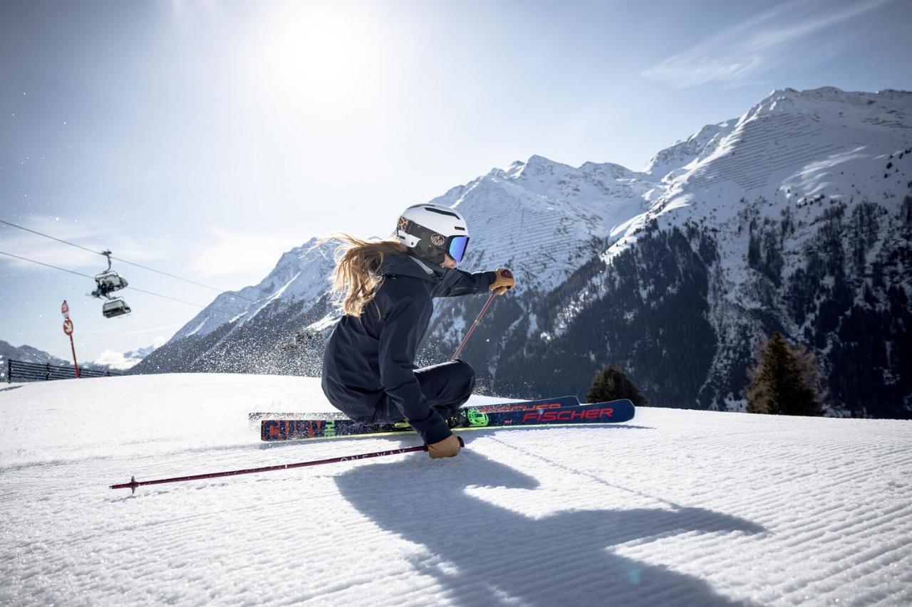 Quality Hosts Arlberg - Afoch Fei - Das Landhaus Sankt Anton am Arlberg Bagian luar foto