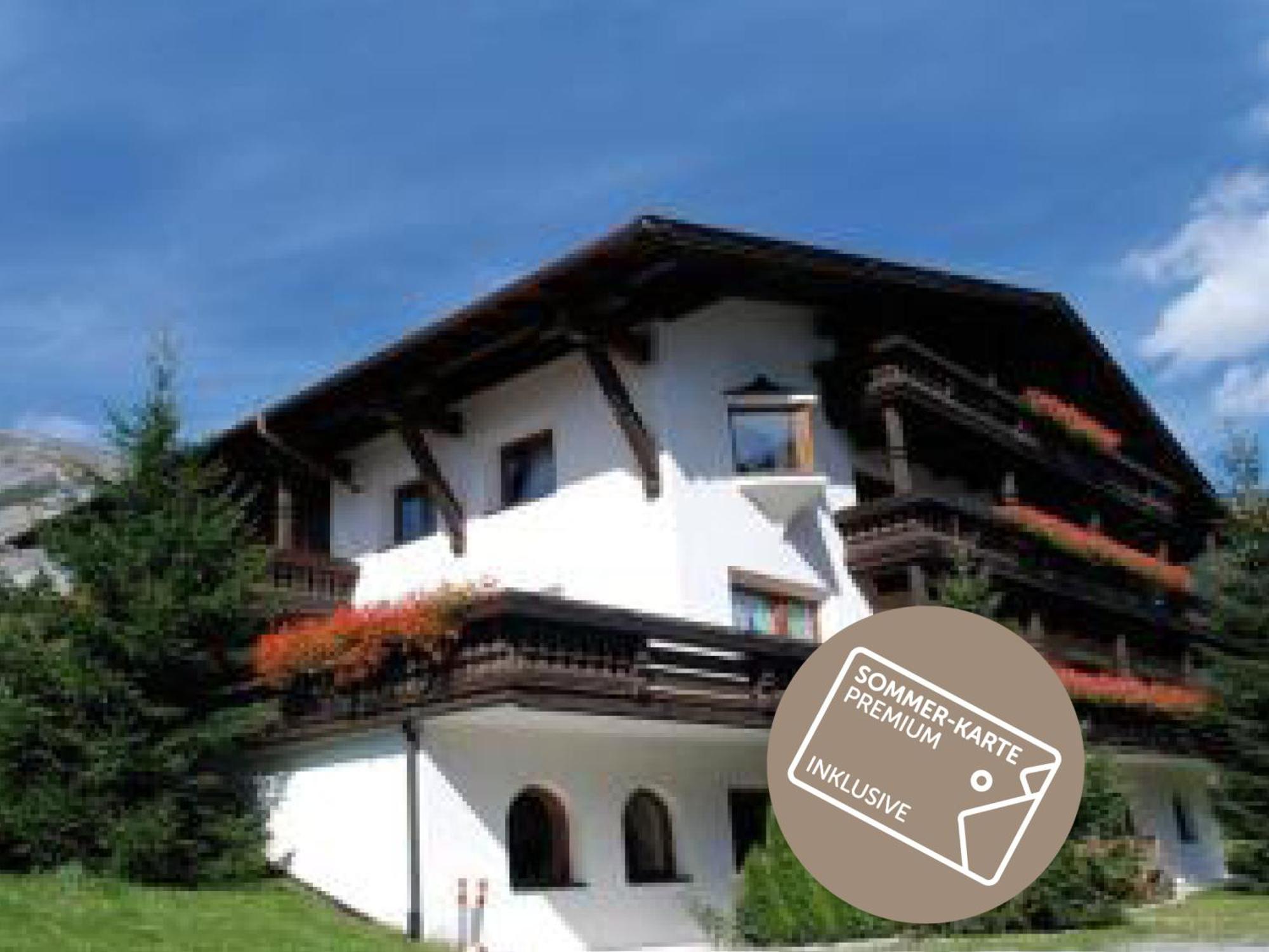 Quality Hosts Arlberg - Afoch Fei - Das Landhaus Sankt Anton am Arlberg Bagian luar foto